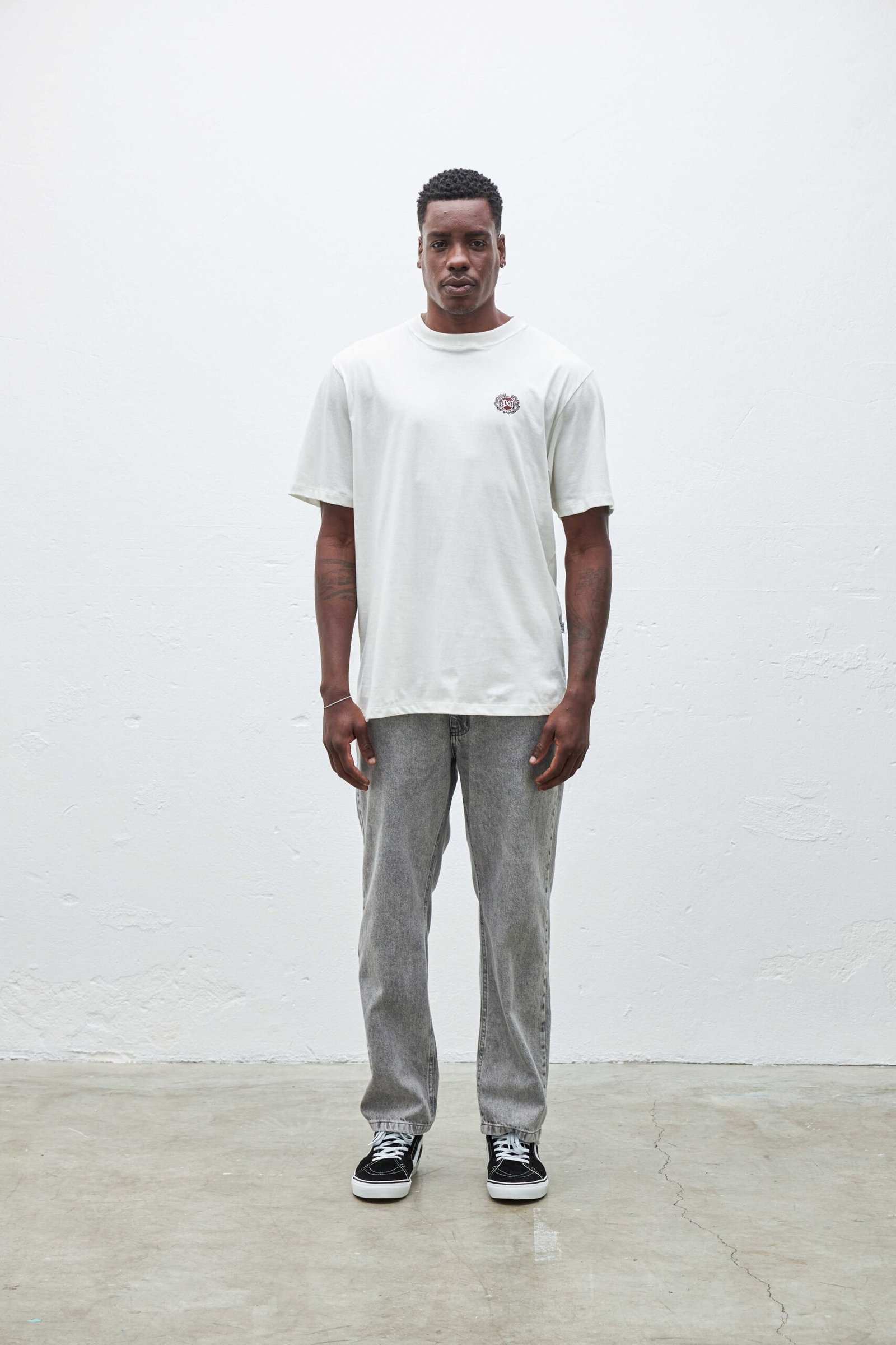 CALÇA JEANS WASHED PLANO C GREY